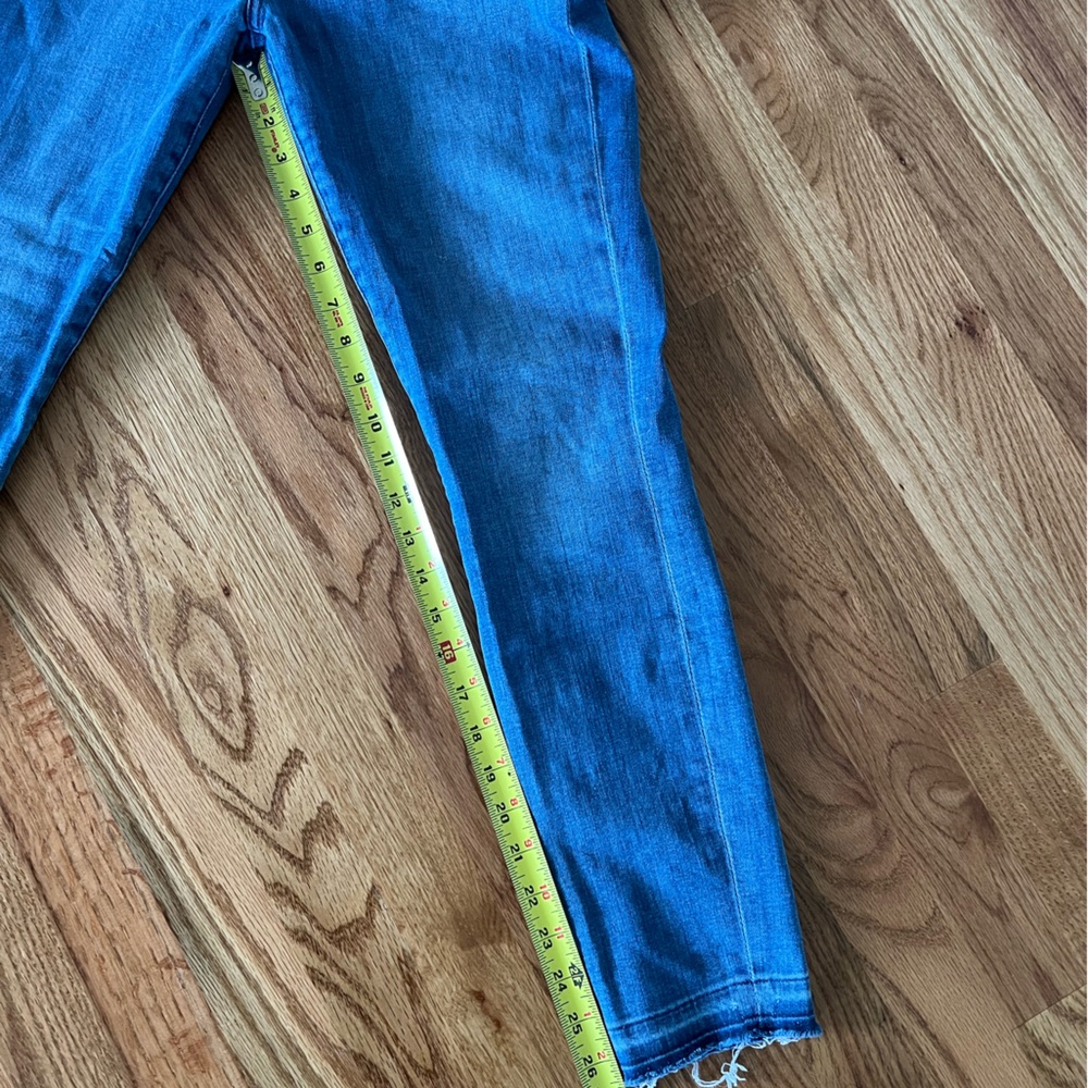 7 for All Mankind Jean - Picture 13 of 14